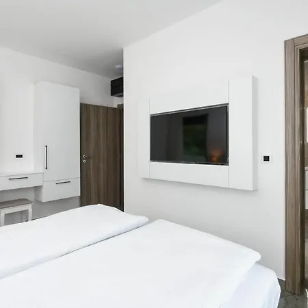 Сasa de vacaciones Holiday 5228-1 For 10 Pers In Orebić