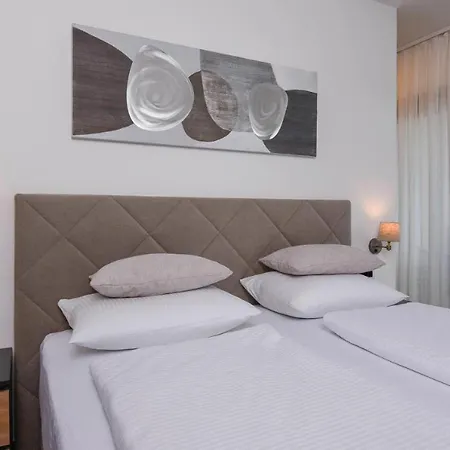Holiday 5228-1 For 10 Pers In Сasa de vacaciones *